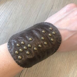 🔥SALE - any 4/$20. Dogeared Braille “Trust” Leather Cuff